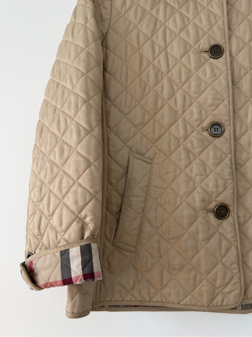 Burberry Quilted Beige Puffer Jacket - Picture 2 of 7